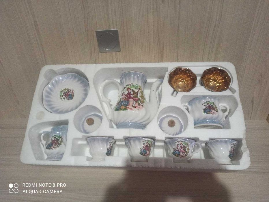 Продается кофейные сервизы