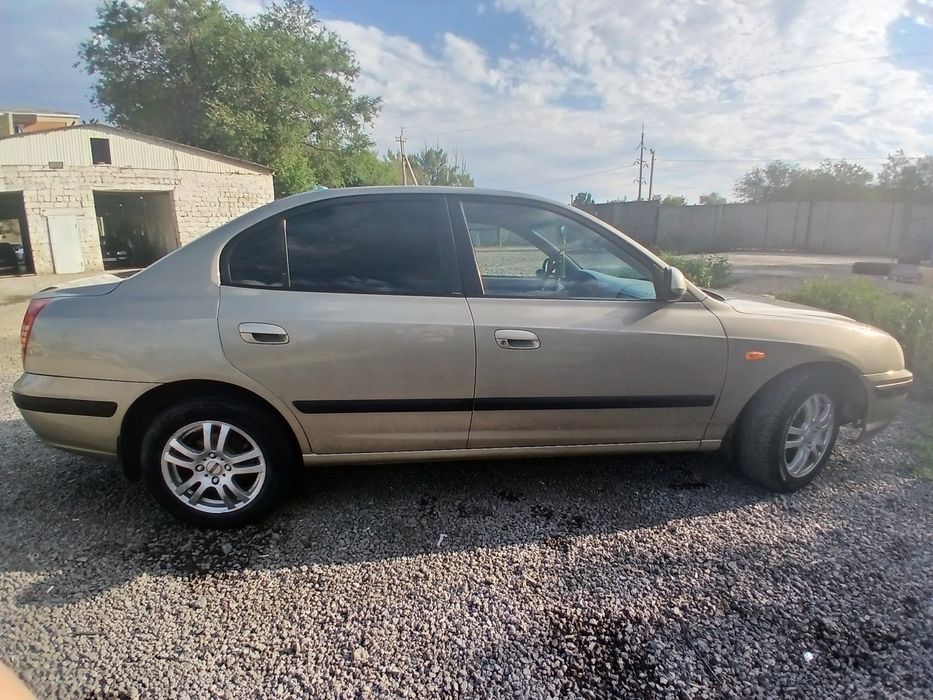 Hyundai Elantra продам