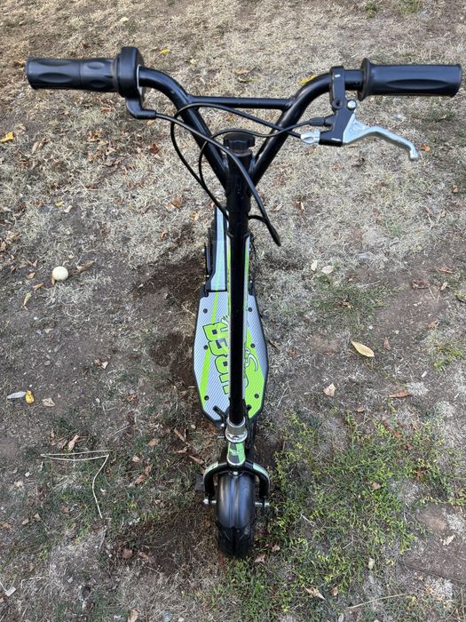 Тротинетка Uber Scoot,300W двигател.Чисто нови батерий