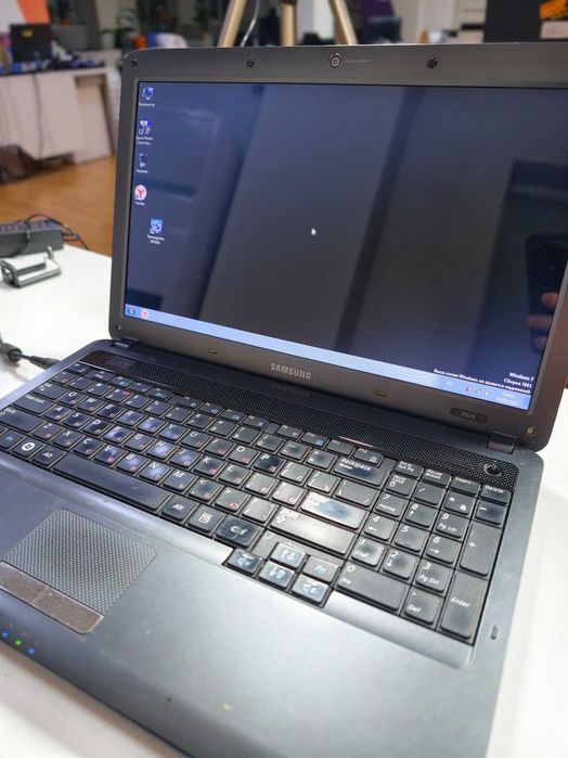 Ноутбук Samsung R525