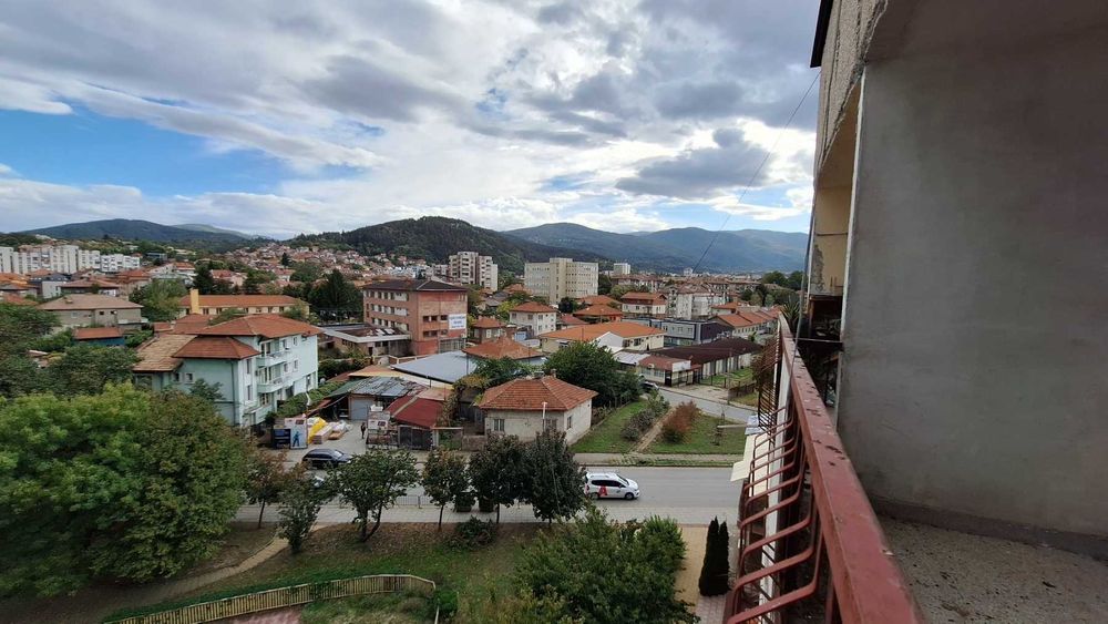 Продава се Тристаен апартамент в Кюстендил, Център - 73 кв.м за 688 €/кв.м - Снимка #1