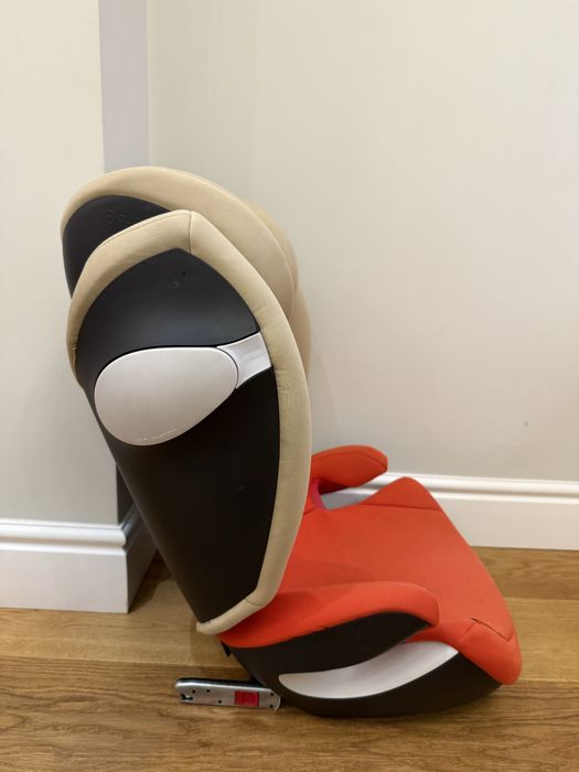 Vand scau auto Cybex Solution M-Fix 15–36kg)