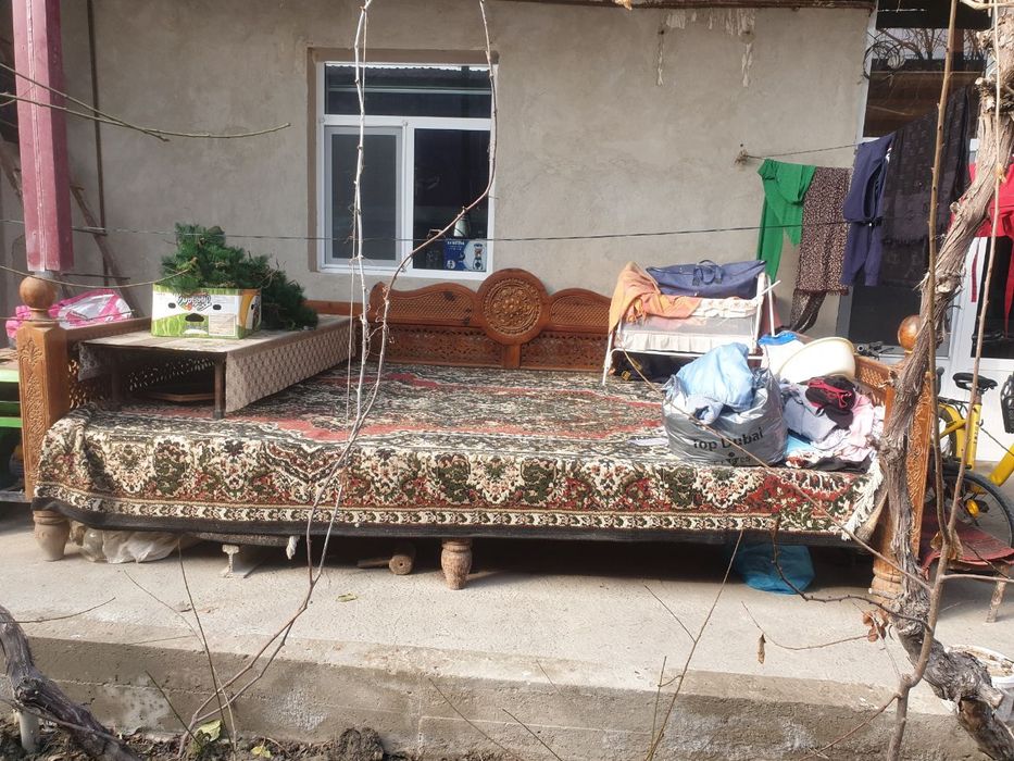 Hovli uchun tapchan