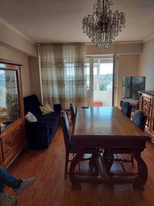 Apartament 3 camere, decomandat, zona centrala, Bd. CFR.