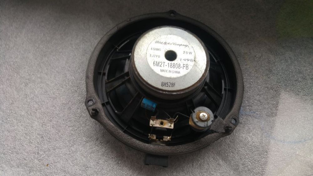 boxa dreapta spate ford mondeo mk4 limuzina 6m2t-18808-fb