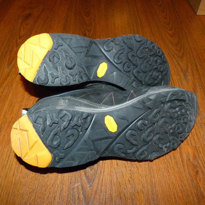 Туристически обувки Dolomite 42