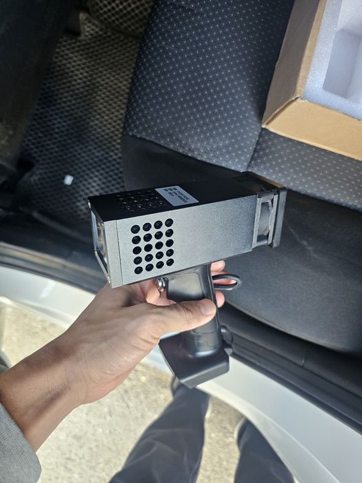 Ультрафиолетовый фонарик