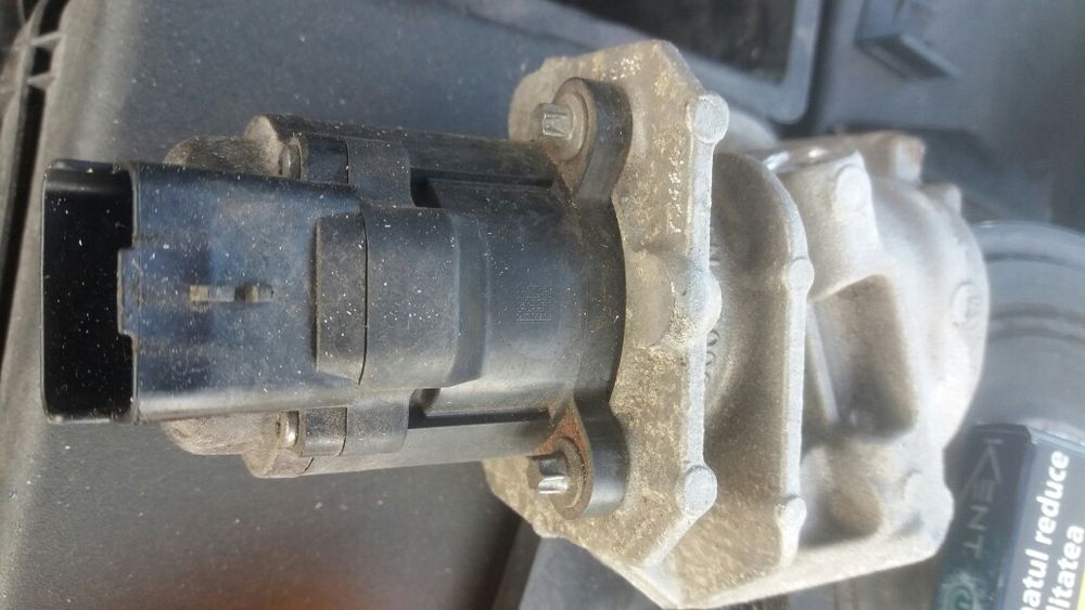 Vând piese motor de 1.6 hdi 109 cp Peugeot-Ford-Citroen-Volvo