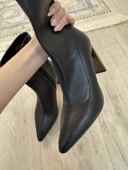 Ботильоны 3 вида в идеальном состоянии