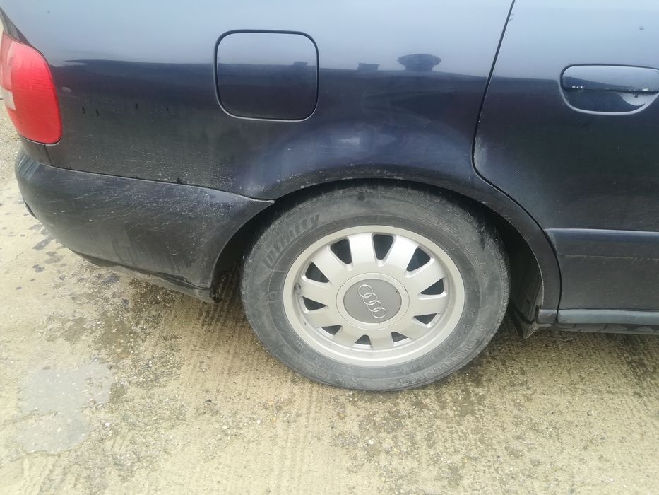 AUDI A4 2001 — imagine 4