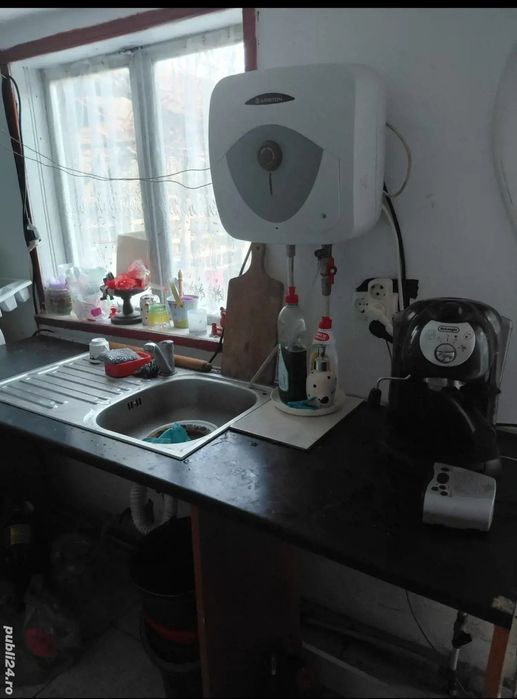 Vand casa 3 camere zona munte