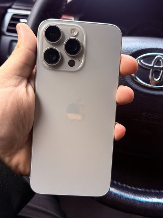 IPhone 15 pro max 256 gb