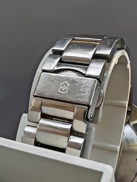 Victorinox Swiss Army Chronograph Quartz 42 mm