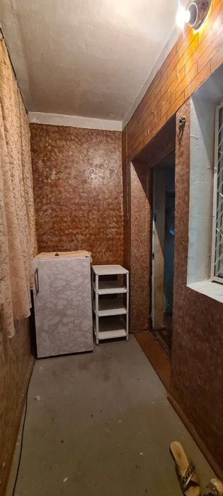 Продается квартира срочно ориентир Братские могилы  без ремонта
