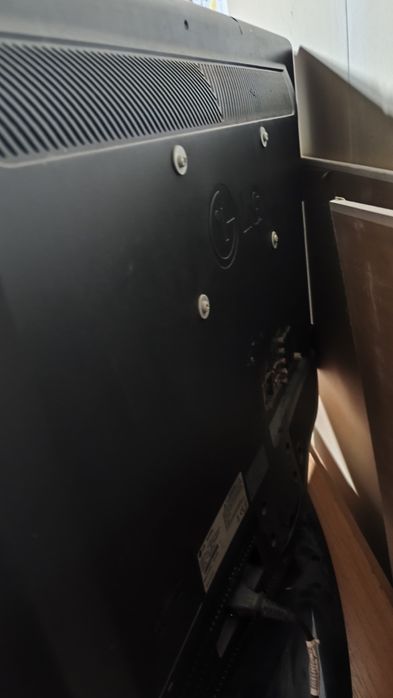 Телевизор продам, полностью рабочий