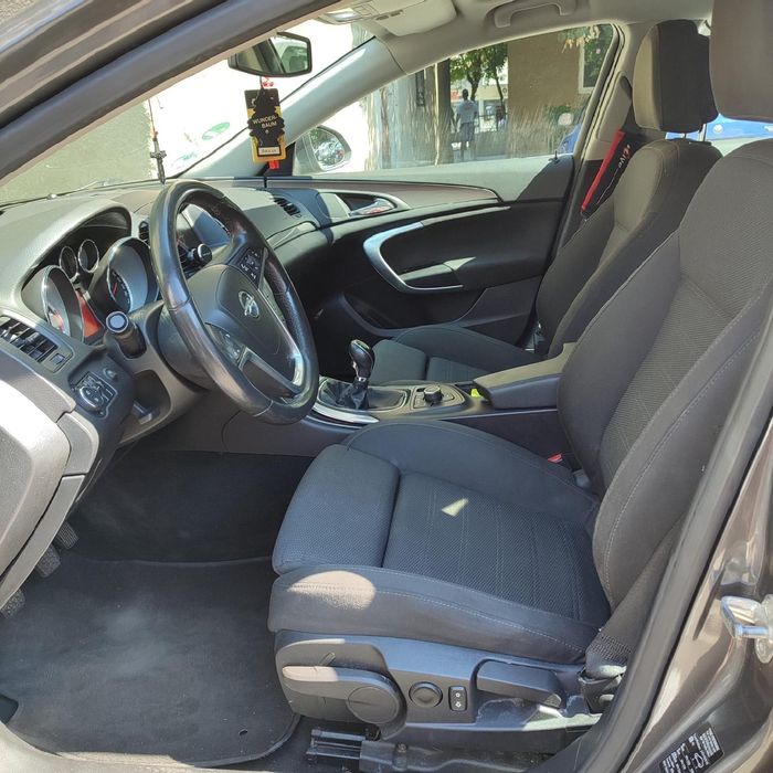 opel insigna sports tourer