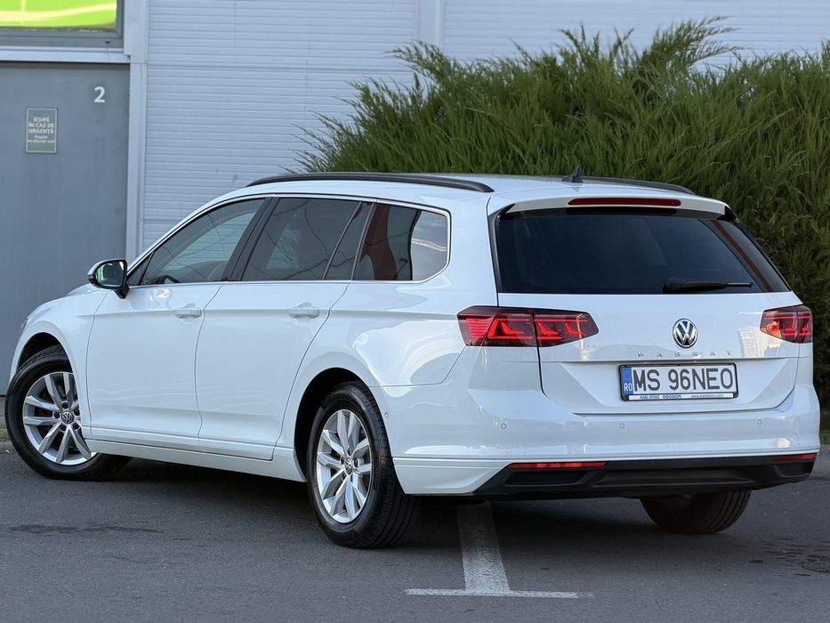 Volkswagen Passat~Facelift~B8.5~2.0TDI-150CP~2020~Distronic~Bord Digital~Camera 360