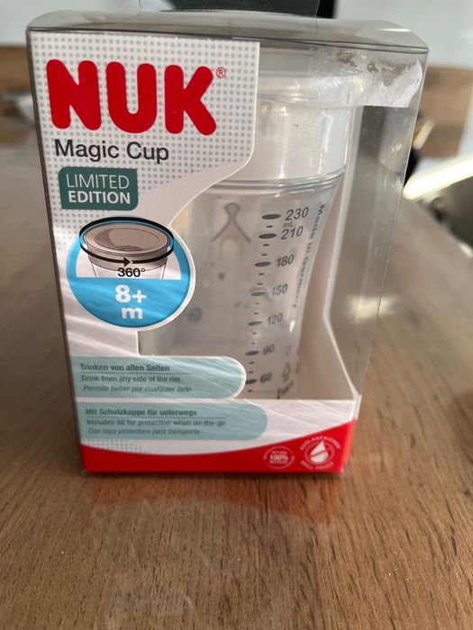 Неразливна магическа чаша Nuk