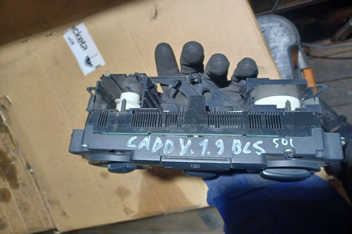 Comanda AC Volkswagen VW Caddy a 3-a generatie