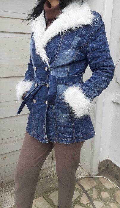 Palton matlasat damă M geacă femei blugi haină cu guler de blăniță