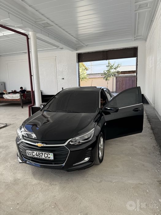 Onix premier luk bor