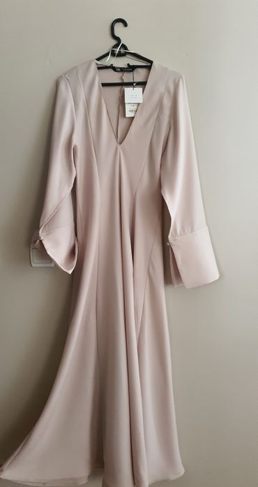 ZARA Нова дълга рокля