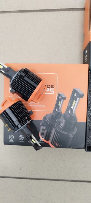 Becuri led H15 lumina alba