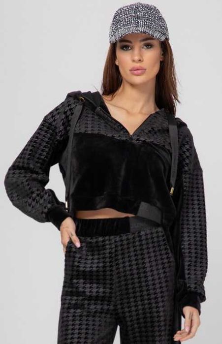 Дамски черен плюшен суитчър Junona Юнона кроп топ с качулка