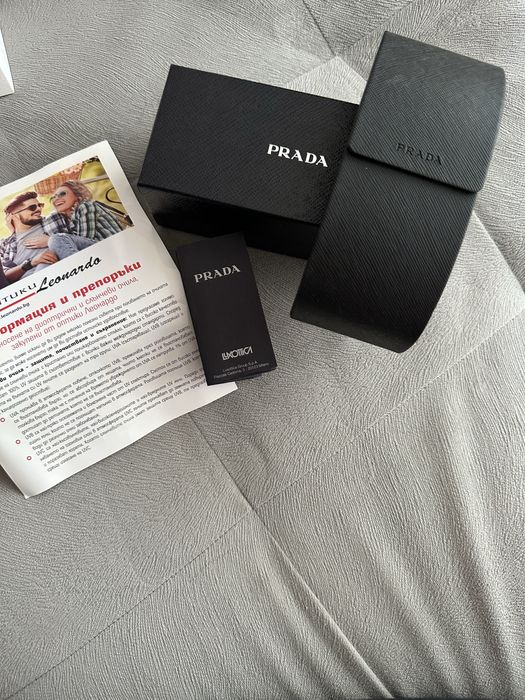 Дамски слънчеви очила PRADA