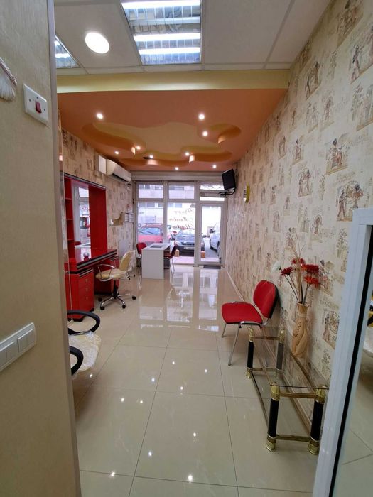 Дава се под наем Офис в Бургас, Център - 33 кв.м за 200 € - Снимка #1