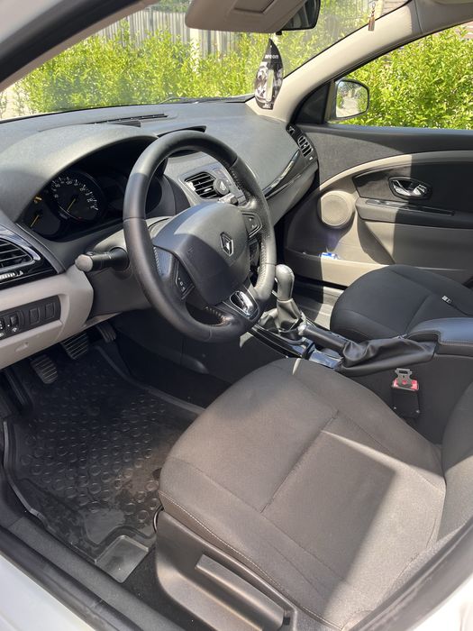 RENAULT Megane 2013 — imagine 4