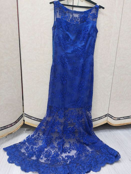 Куйлак сотилади. Платье