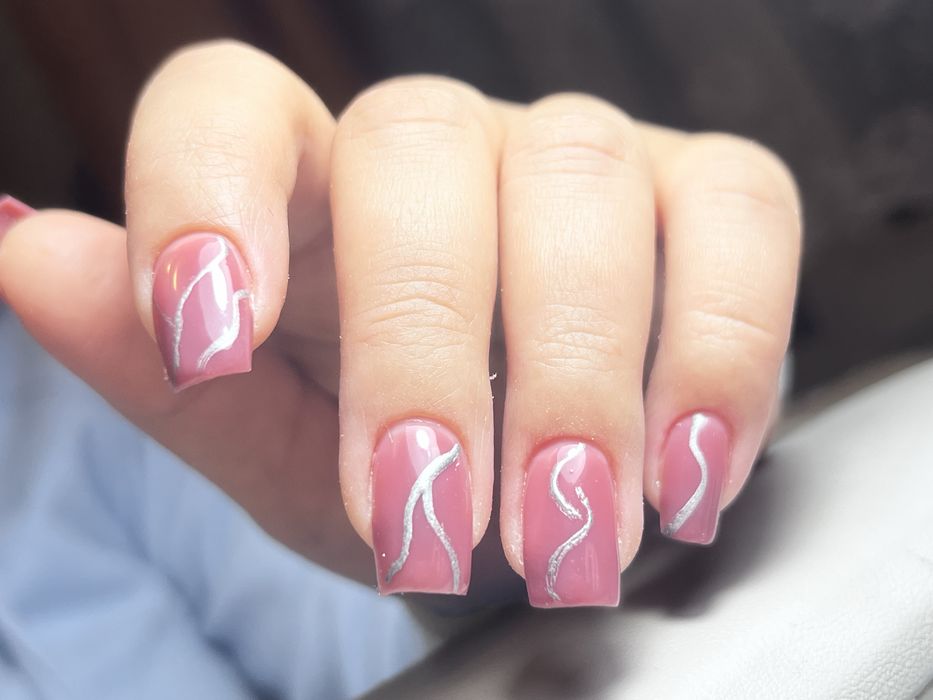 Маникюр за 5000тг