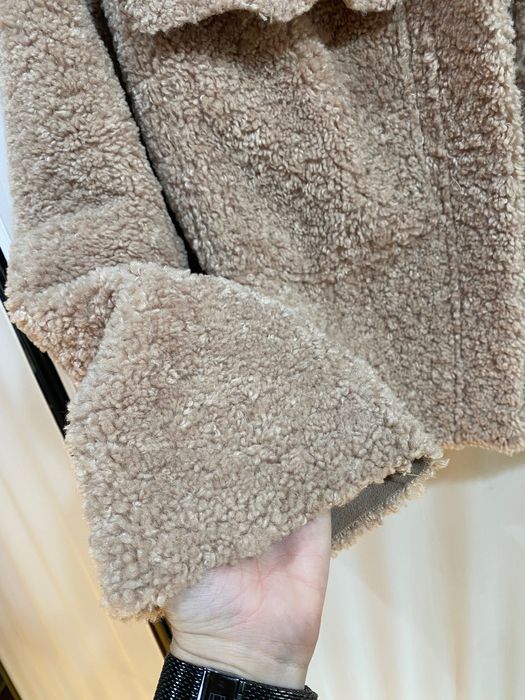 Късо мъхесто палто Zara