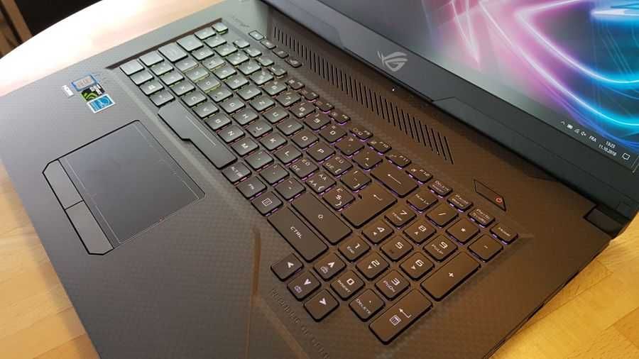 Asus ROG Strix GL703G Scar edition 17.3" Intel i7-8750H GTX1070