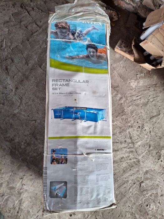 Продам каркасный бассеин