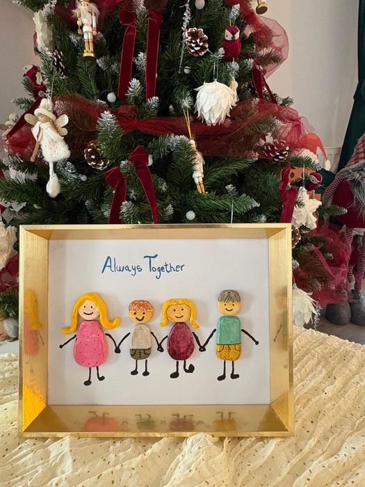 Ramă Foto Personalizată cu Figurine din Lut Polimeric (Fimo)