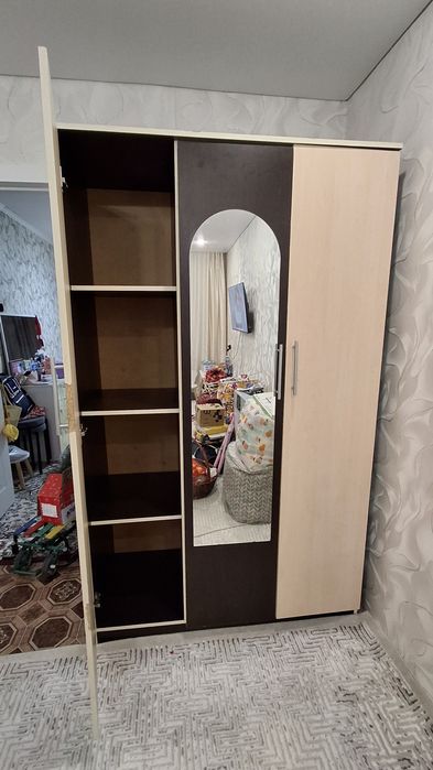 Шкаф продаётся срочно