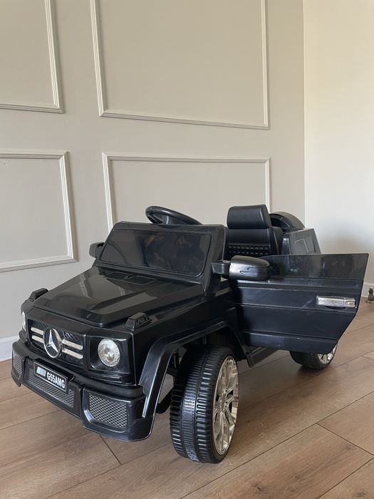 Машина Гелендваген