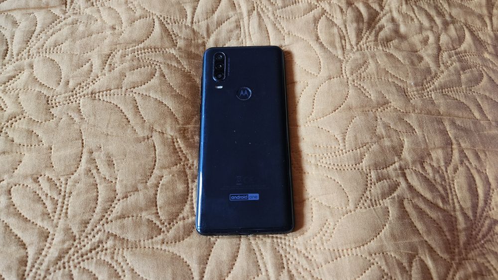 Motorola One Action Моторола
