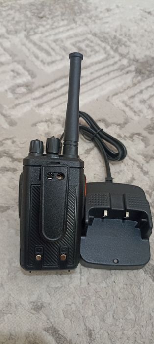 Продам мини рацию. Радиус 3-6км