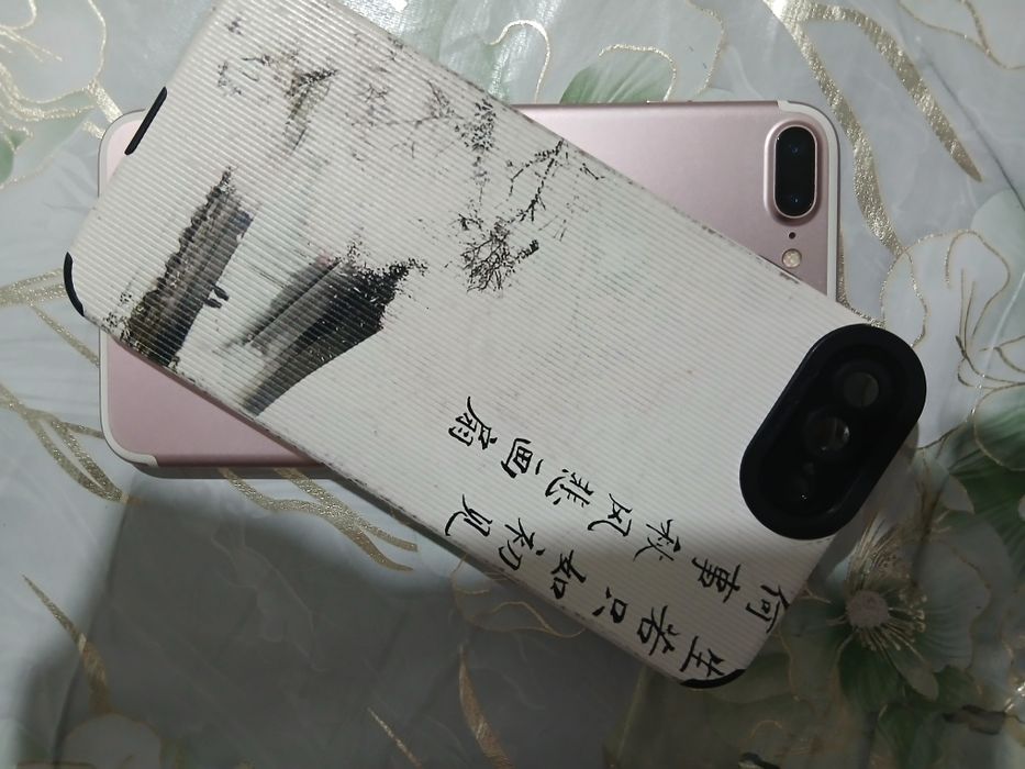 iPhone 7 Plus идеал состоияние