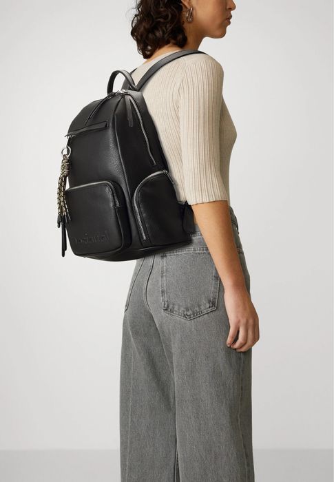 Rucsac desigual - intra si laptop