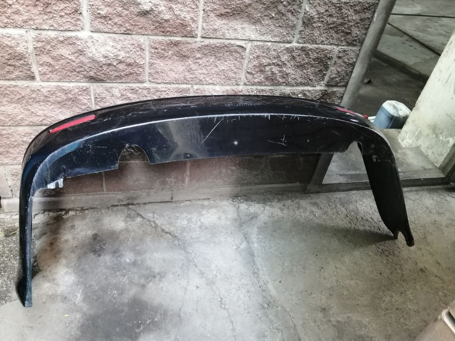 Продам бампер на приору