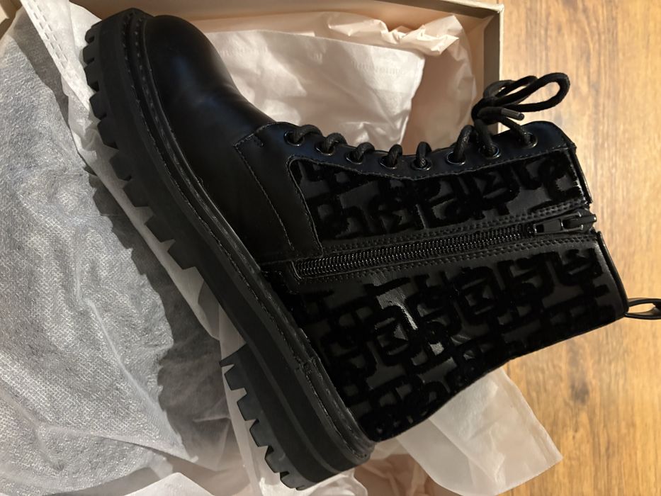 Черни боти Marella