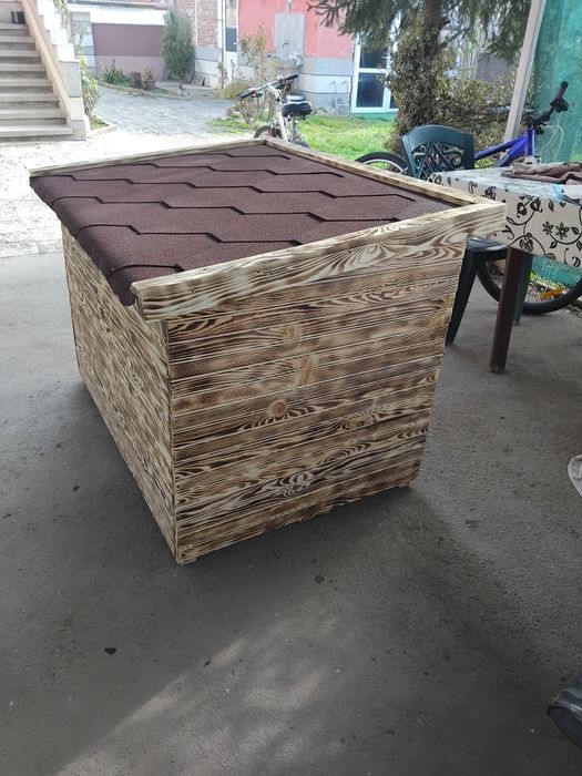 Къща  за  куче..