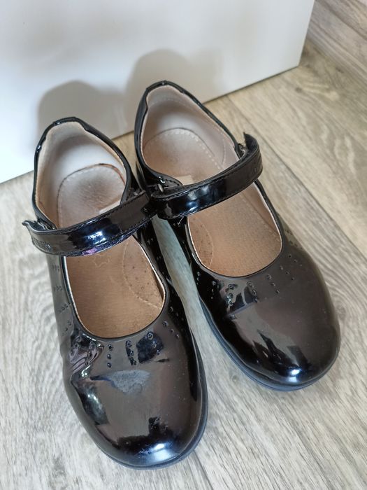 Ботинки демисезонные для девочки 29 размер