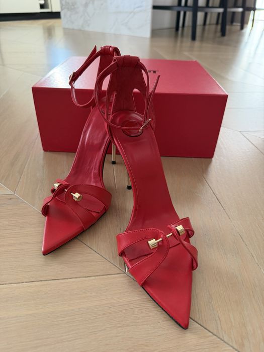 Sandale dama Hardot, marime 38 noi in cutie