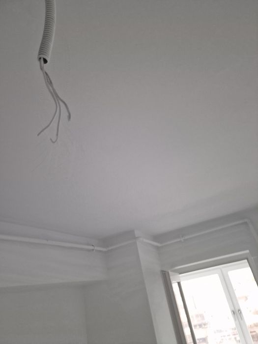 Amenajări interioare/renovări/sanitare/electrice