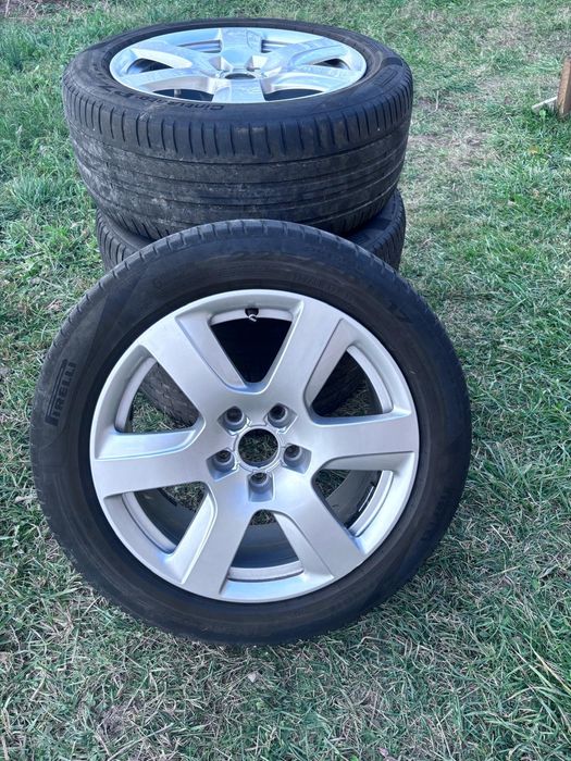 De vânzare jante aliaj cu 6 spițe și anvelope Pirelli Cinturato